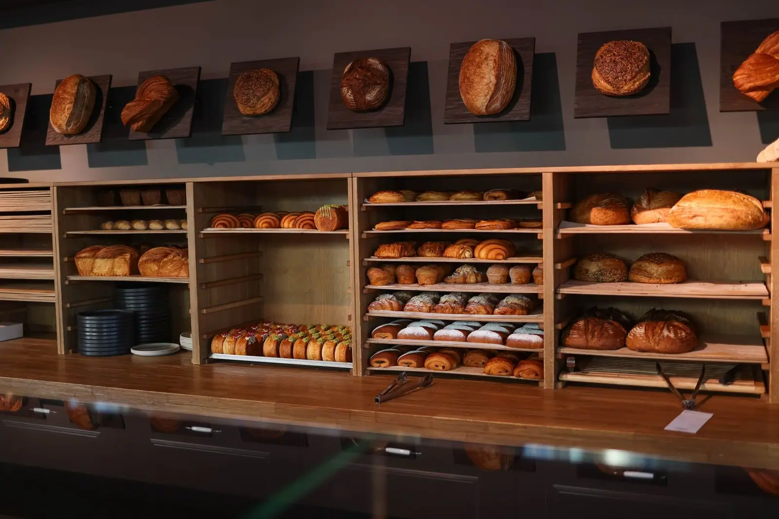 Freshly baked bread and pastries in the bakery.